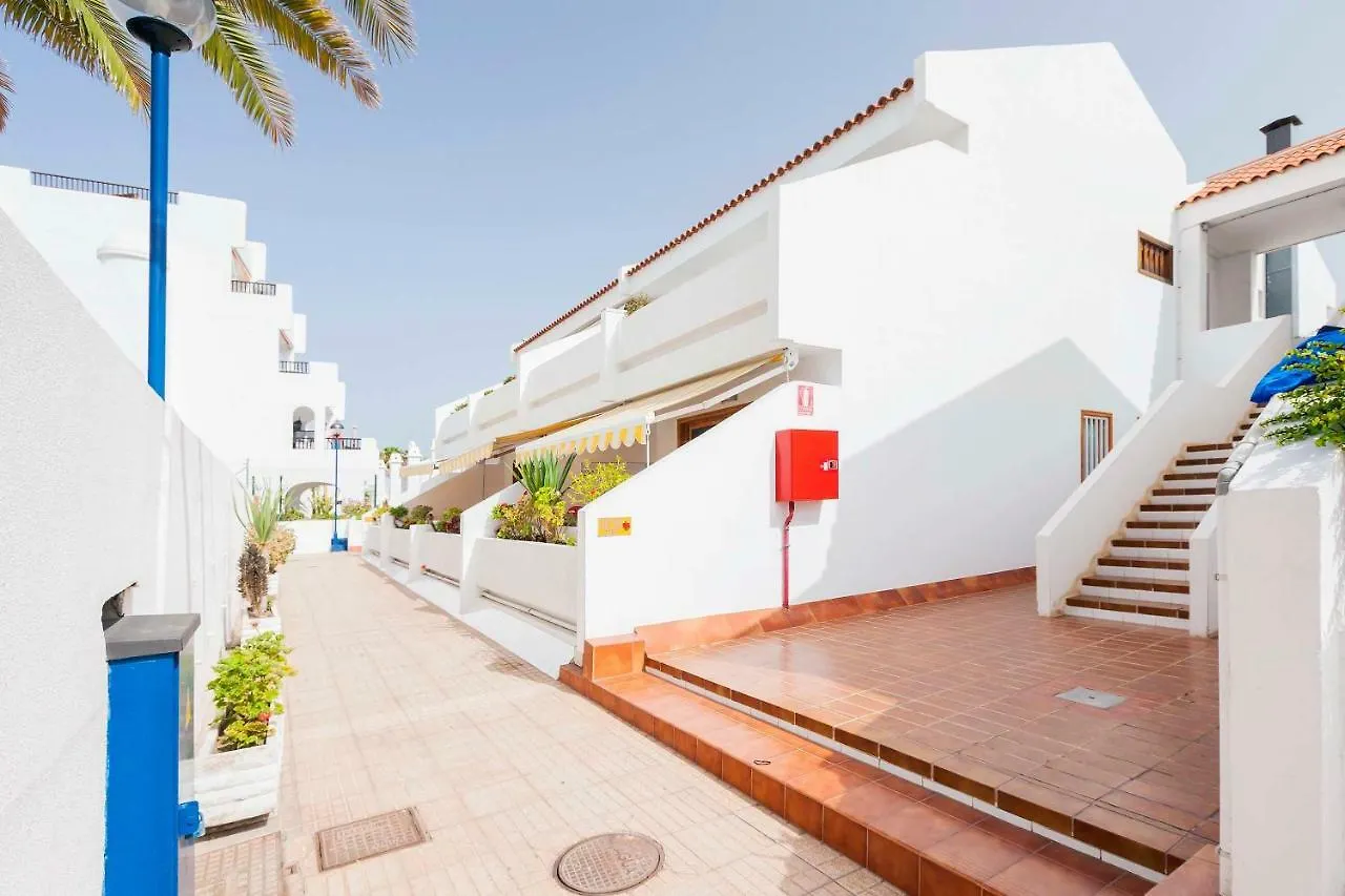 Exclusive Francy'S Apartment In Garden City, Sant'Eugenio アデヘ