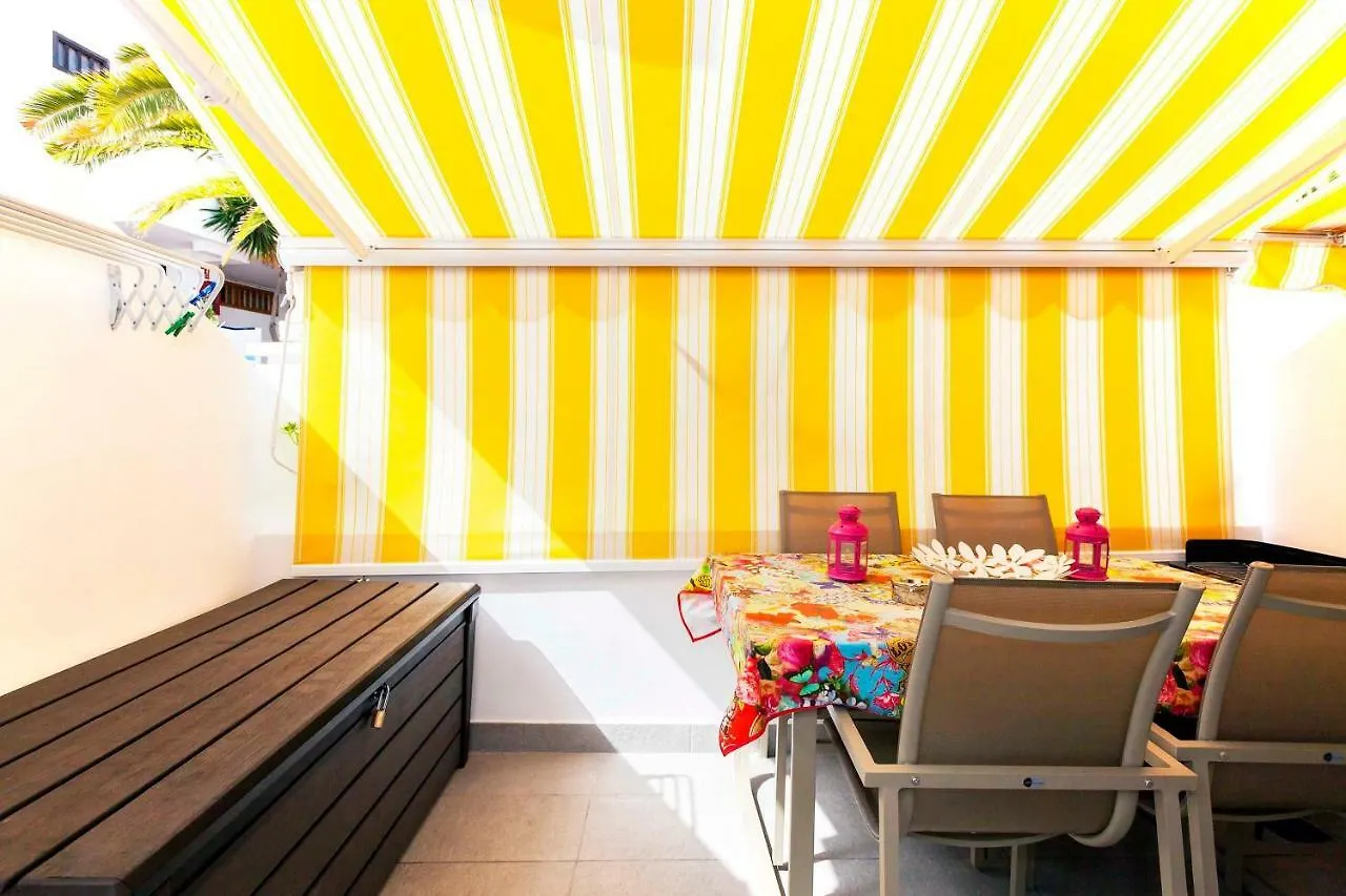 Exclusive Francy'S Apartment In Garden City, Sant'Eugenio アデヘ 0*,  スペイン